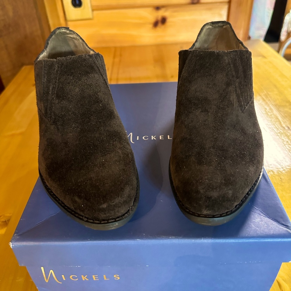 These are Nicole’s women’s dress boots!  Black Swede Like new with  box ! 9 1/2